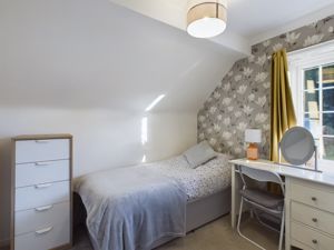 Bedroom 4- click for photo gallery